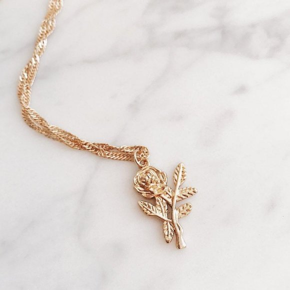 4/$30 Vintage Rose Necklace - Picture 2 of 4